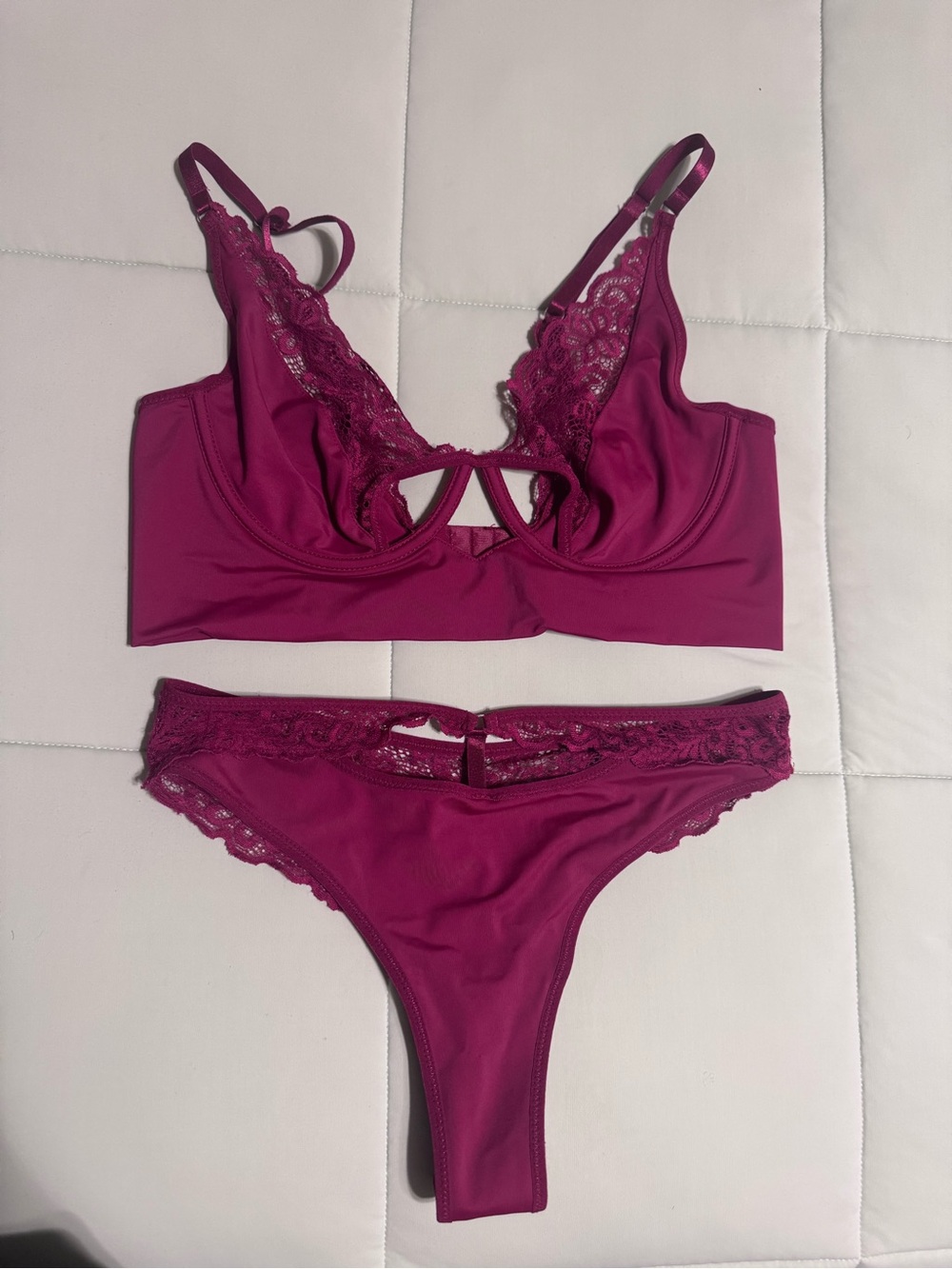 Lace-Detail Bralette & Thong Set in Burgundy